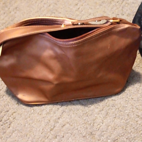 Bag - Picture 1 of 2